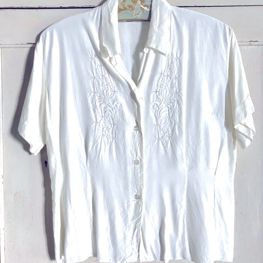 Vintage Ivory Button Up Embroidered Blouse